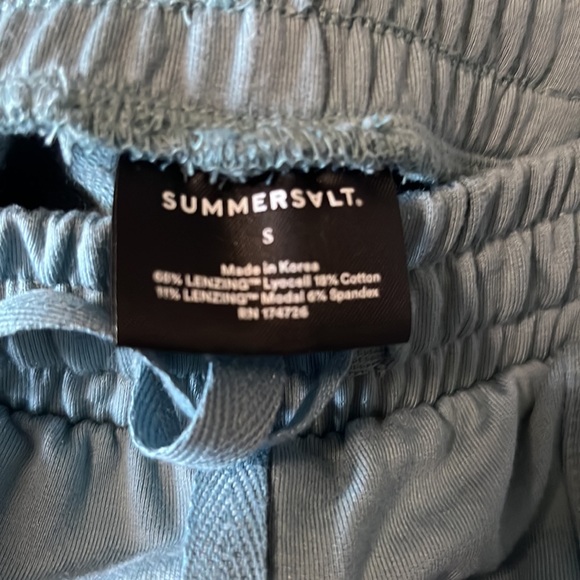 Summersalt - Picture 3 of 3